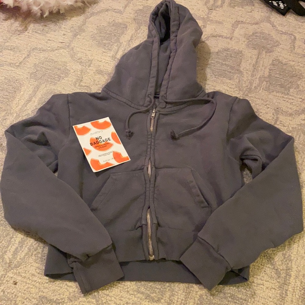 Navy Brandy cropped hoodie!!!